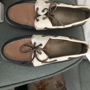 Sperry boat shoes